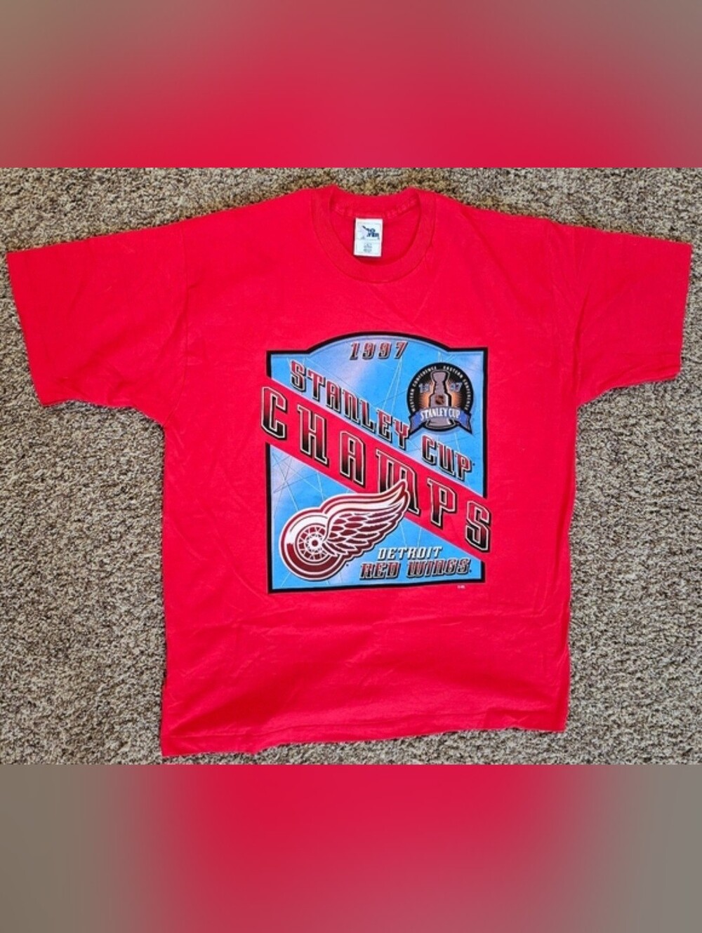 Pro Player Detroit Red Wings Red Graphic Tee